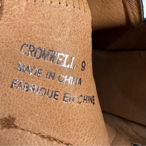 Jeffrey Campbell Cromwell Booties 9 Black Cut Out Slip On Ankle Boot Etched - Picture 9 of 13